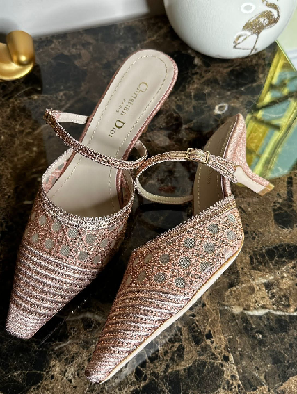 AVAILABLE – Shoes -681