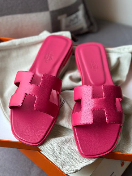 AVAILABLE – Shoes -575