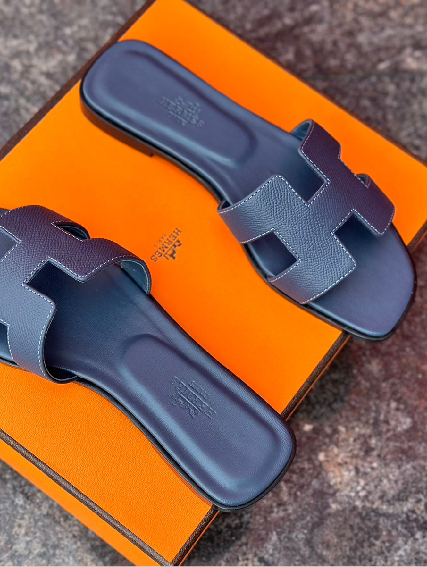 AVAILABLE – Shoes -603