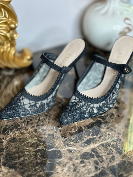 AVAILABLE – Shoes -669