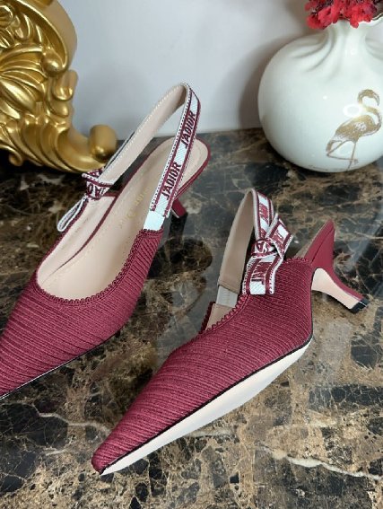 AVAILABLE – Shoes -671