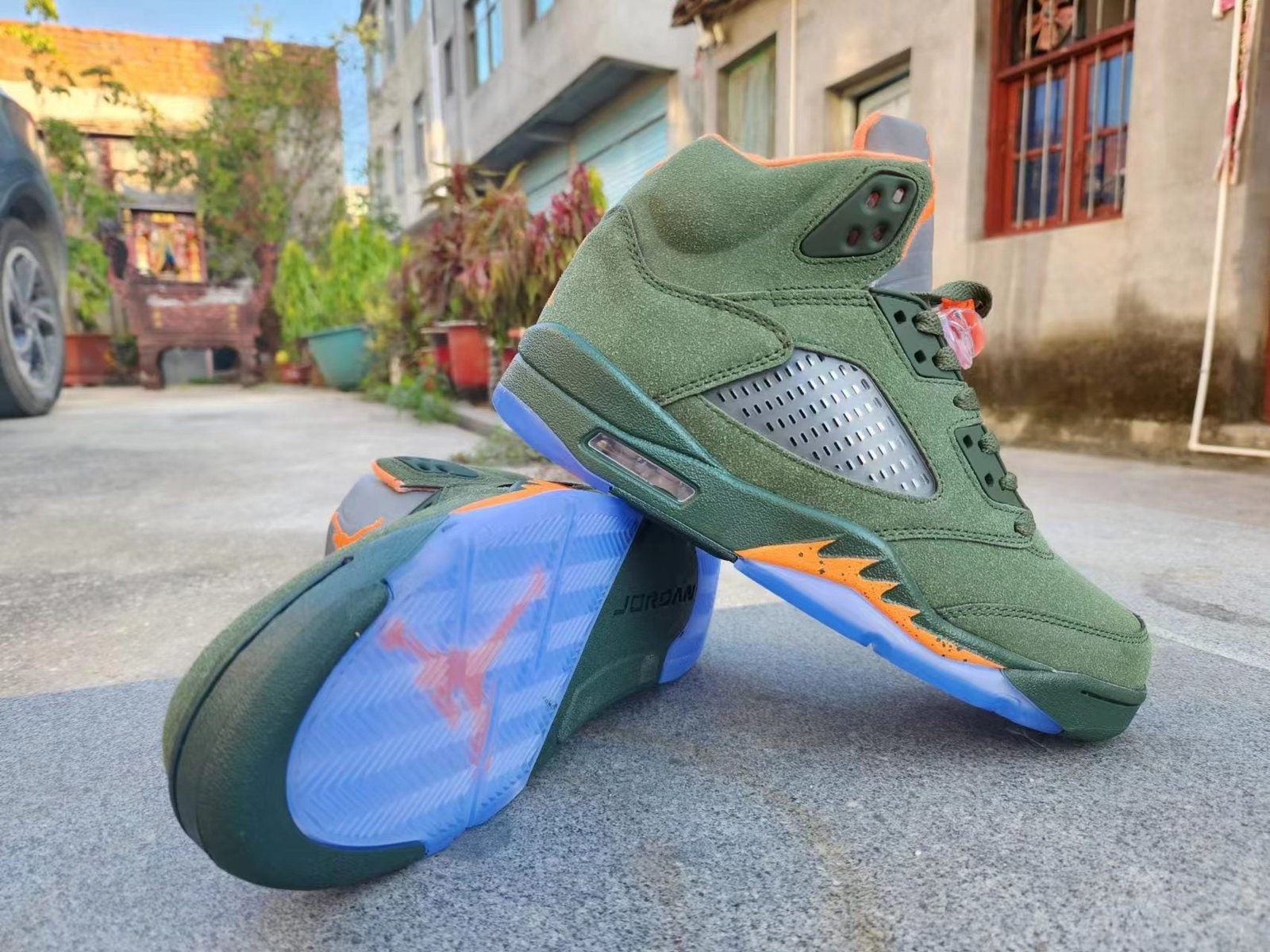 Jordan 5 green and orange - Image 5