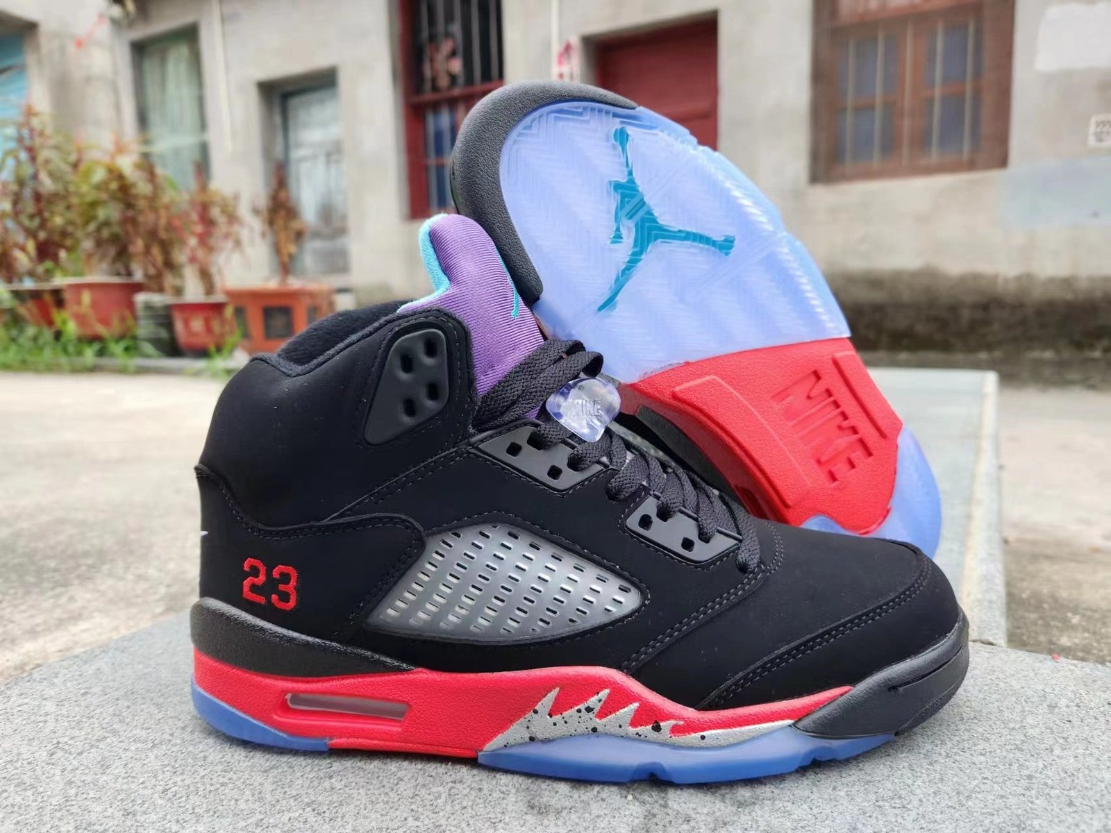 Jordan 5 black, red and purple - Image 3