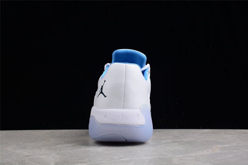 AIR JORDAN 11 CMFT LOW WHITE/WHITE/ARMORY NAVY - Image 4