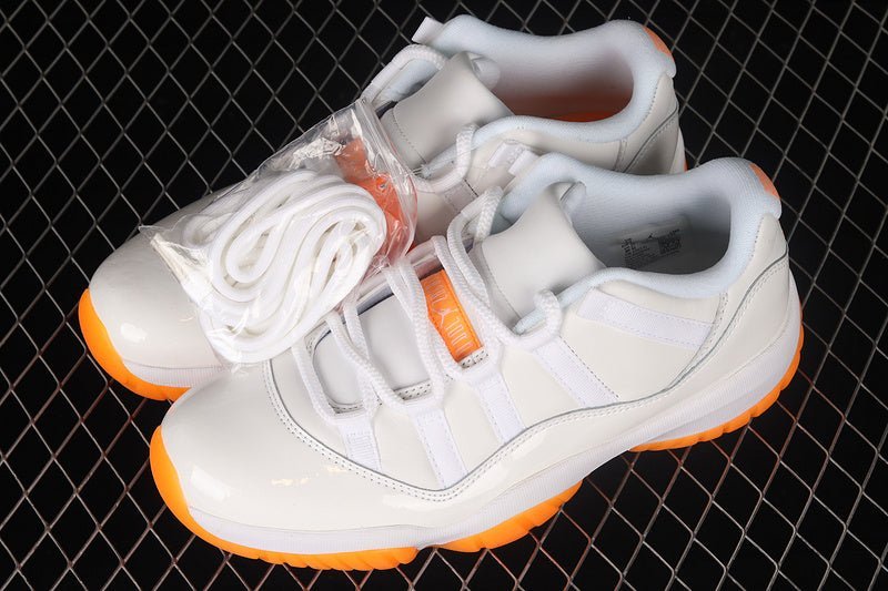 AIR JORDAN 11 RETRO LOW WHITE/BRIGHT CITRUS - Image 4