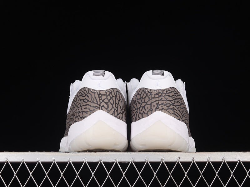 AIR JORDAN 11 RETRO LOW WHITE/UNIVERSITY BLUE - Image 5