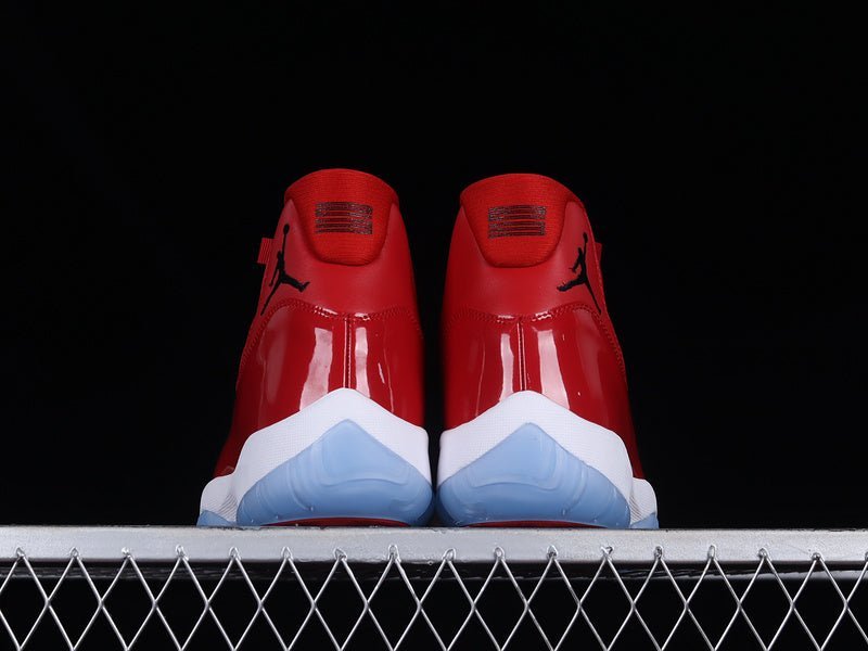 AIR JORDAN 11 RETRO WIN LIKE 96 GYM RED/BLACK-WHITE - Image 5