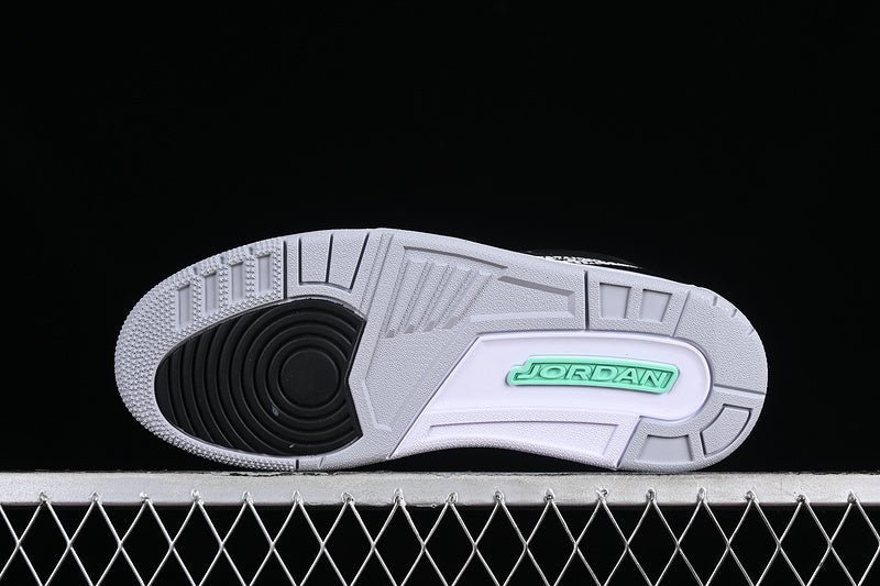 AIR JORDAN 3 RETRO GREEN GLOW BLACK/GREEN GLOW/WOLF GREY/WHITE - Image 6