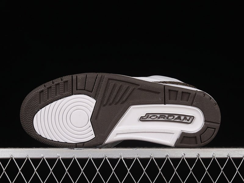 AIR JORDAN 3 RETRO MOCHA WHITE/CHROME-DARK MOCHA - Image 4