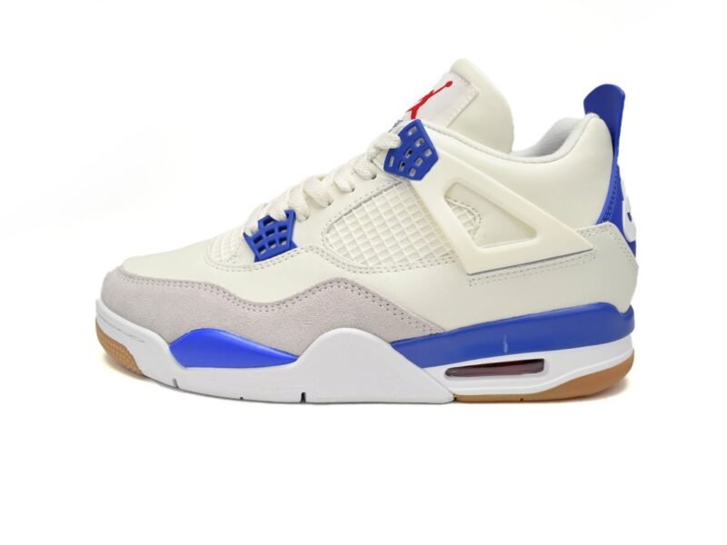 Air Jordan 4 Sapphire