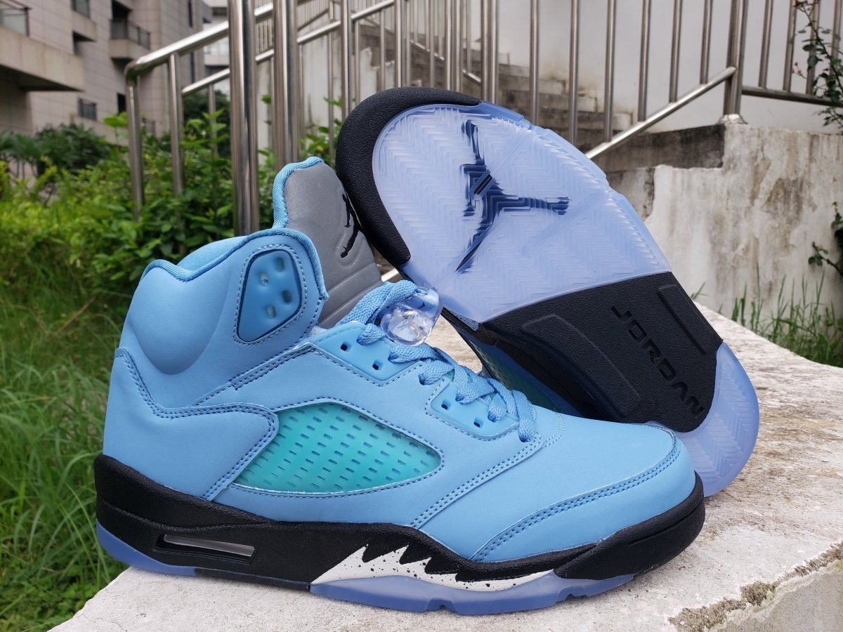 Air Jordan 5 "University Blue" - Image 3