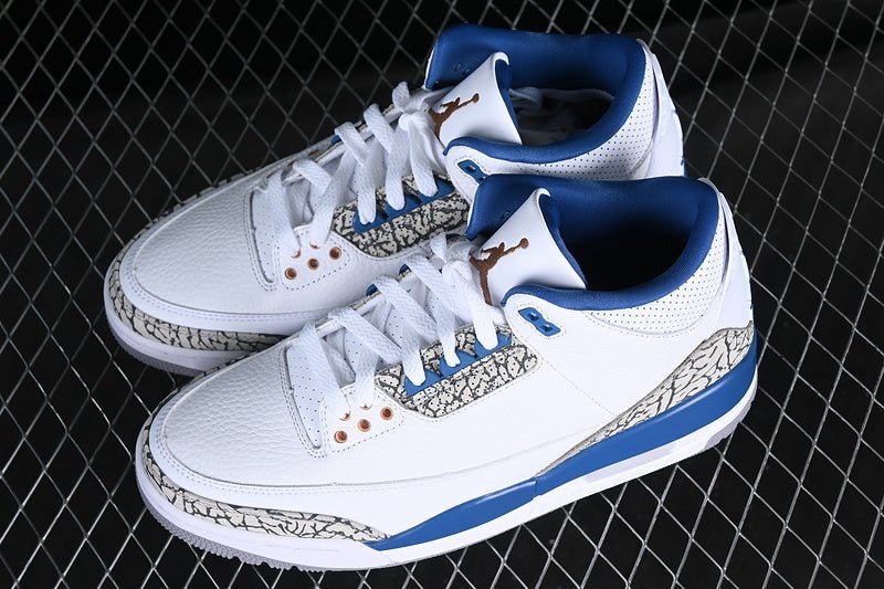 AIR JORDAN RETRO 3 WHITE/GREY/BLACK/BLUE - Image 4