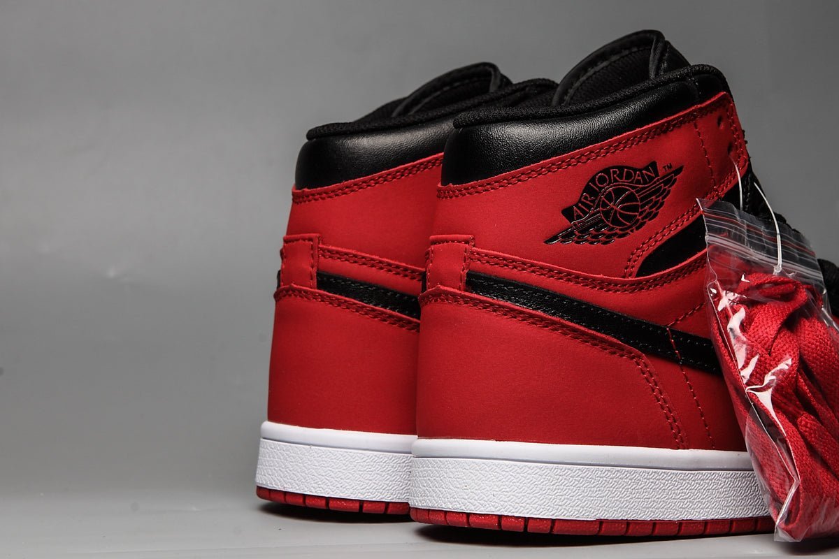JORDAN 1 MID x GYM RED BLACK - Image 4