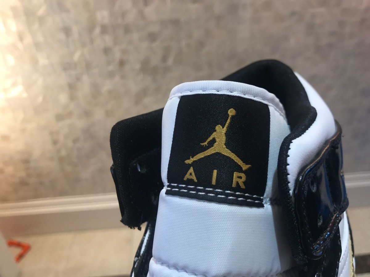 JORDAN 1 MID x PATENT BLACK WHITE GOLD - Image 8