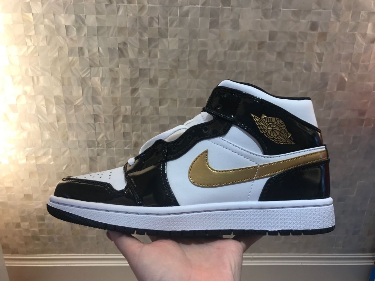 JORDAN 1 MID x PATENT BLACK WHITE GOLD - Image 6