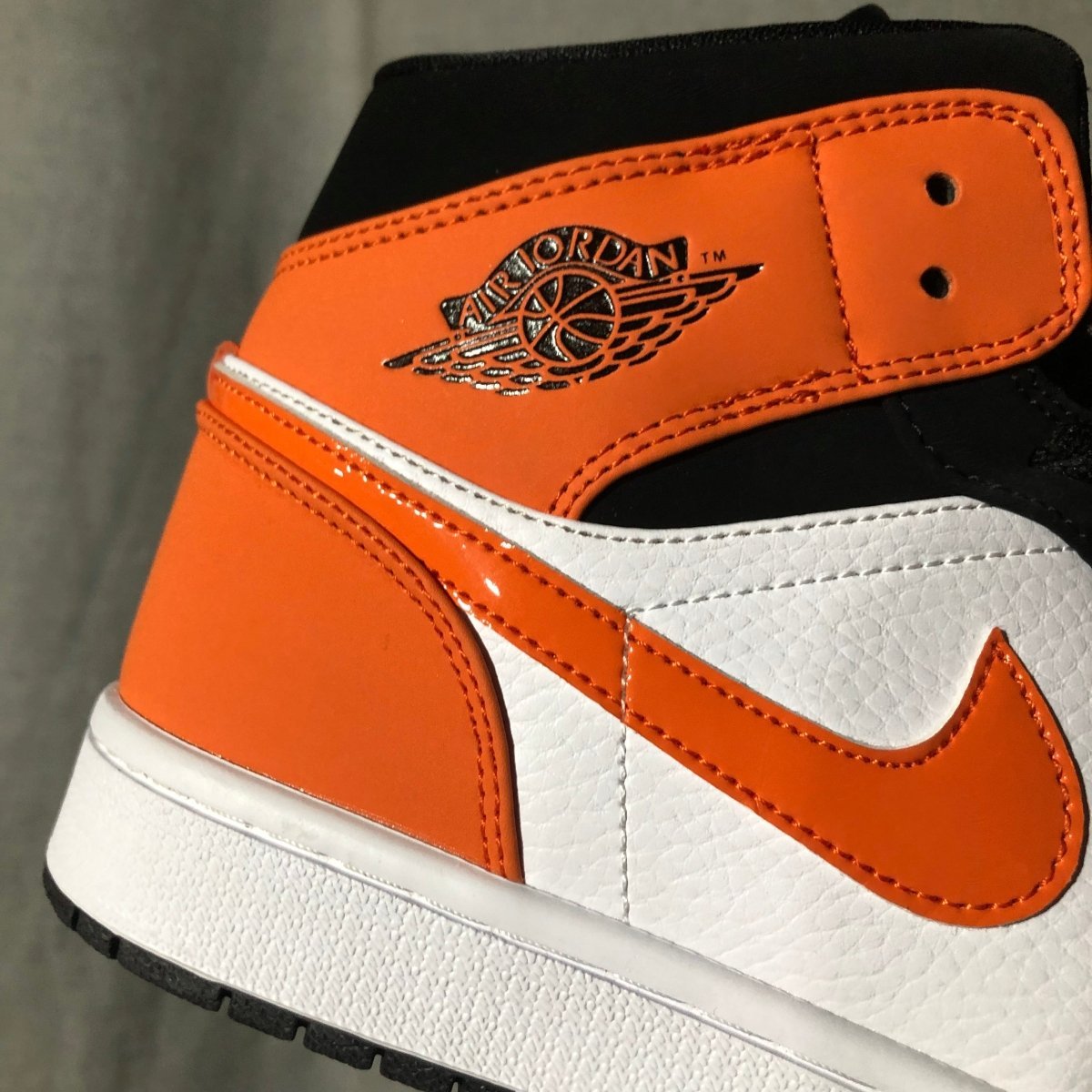 JORDAN 1 MID x SHATTERED BACKBOARD - Image 6