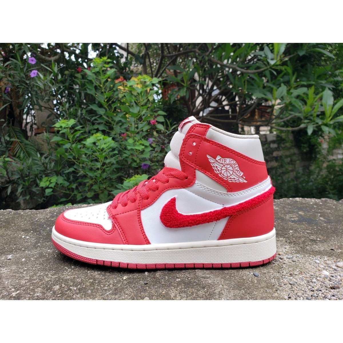 JORDAN 1 MID x SYRACUSE - Image 5