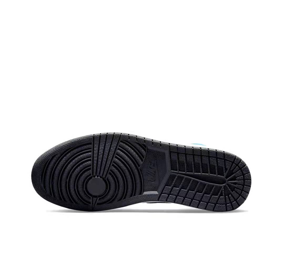 JORDAN 1 RETRO HIGH OG x PROTOTYPE - Image 5