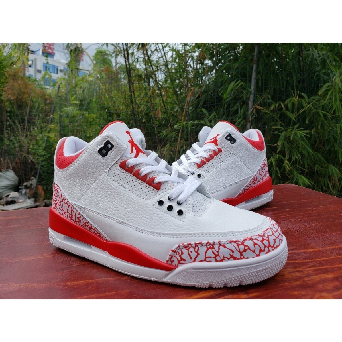 JORDAN 3 RETRO x TOKYO FIRE RED - Image 3