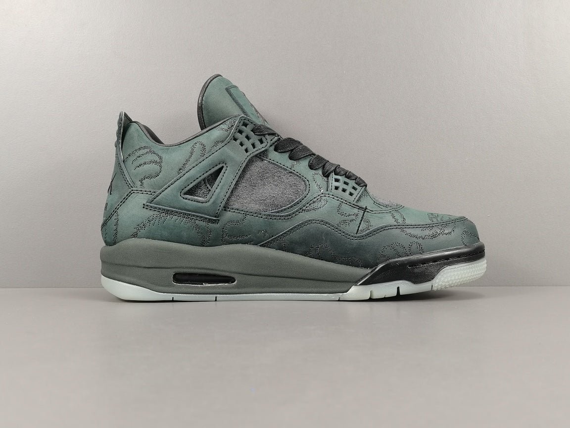 JORDAN 4 x KAWS BLACK OLIVE - Image 5