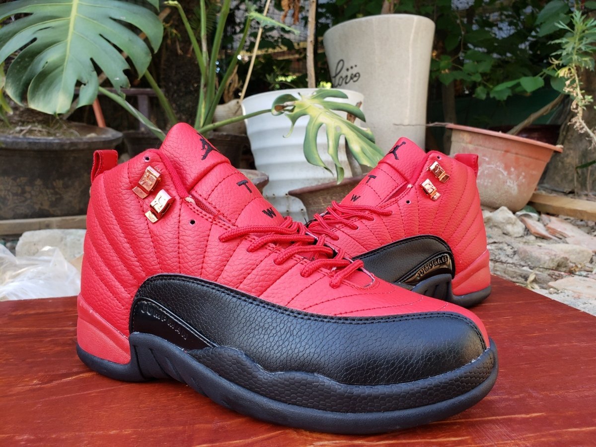 JORDAN 12 RETRO x REVERSE FLU GAME - Image 5