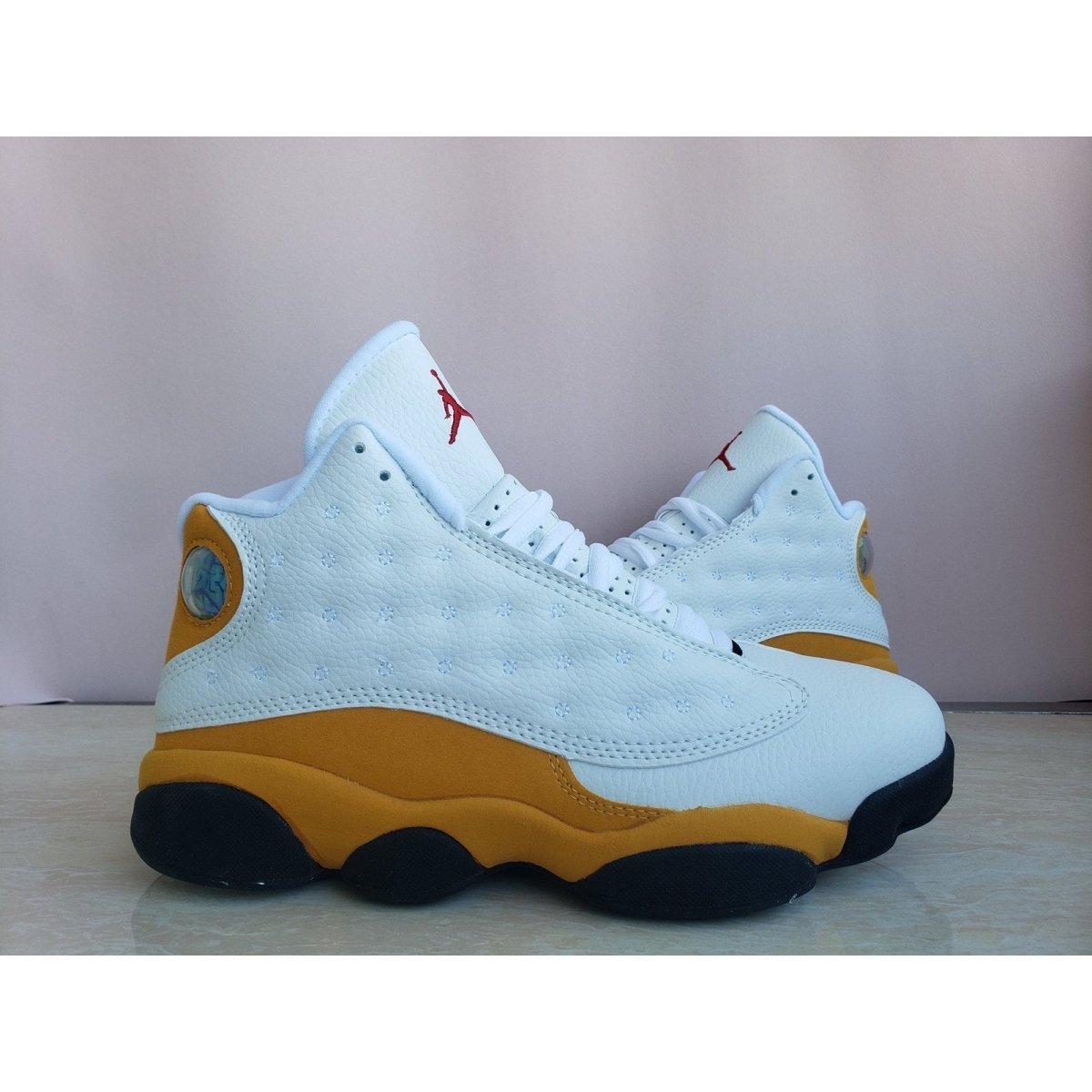 JORDAN 13 RETRO x WHITE ORANGE - Image 4